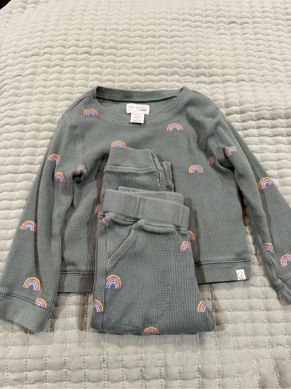 Little Planet Girls' Olive Green Rainbow Waffle-Knit Pajama Set - Cozy Two-Piece